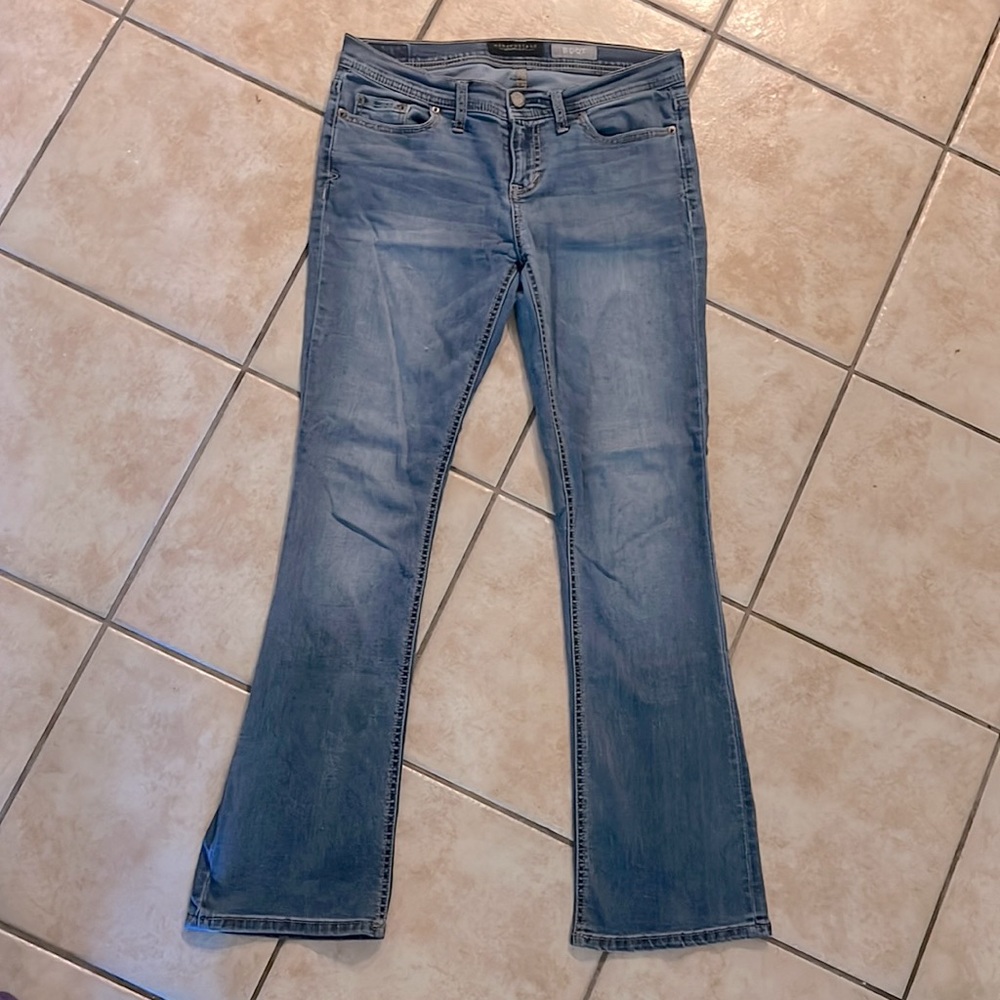Aeropostale Boot Cut Jeans size 8 Short